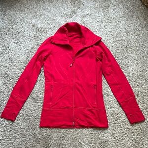 Lululemon Jacket, Gorgeous Red Color, Size 4. Never Worn. Excellent Condition.